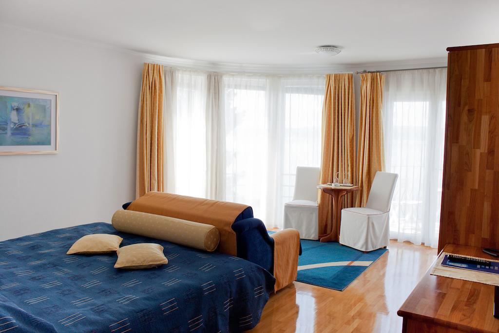 Hotel Vali Dramalj Crikvenica Zimmer foto